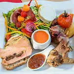 Logis - Et Restaurant Les Voyageurs מלון