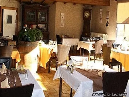 Hotel Logis - Et Restaurant Les Voyageurs