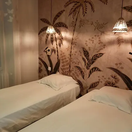 Logis - Et Restaurant Les Voyageurs