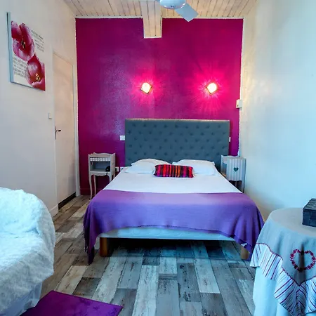Logis - Et Restaurant Les Voyageurs 2* Tournon-dʼAgenais