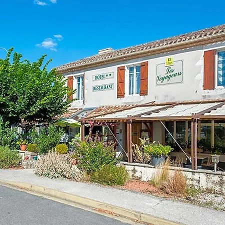 Logis - Et Restaurant Les Voyageurs מלון