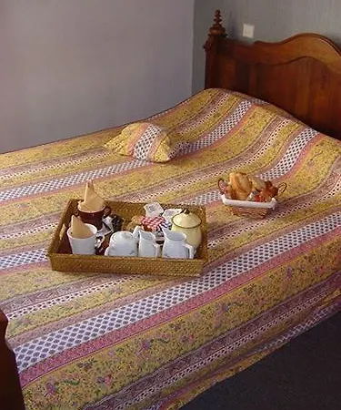 Logis - Et Restaurant Les Voyageurs מלון Tournon-dʼAgenais