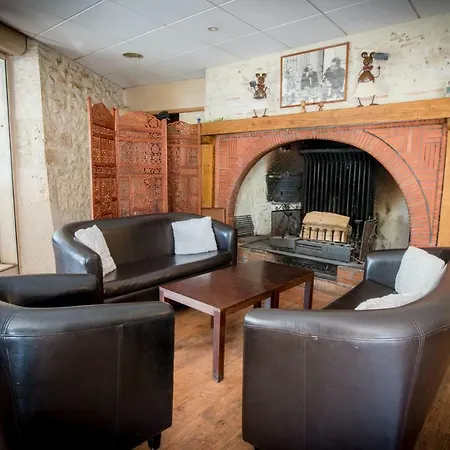 Logis - Et Restaurant Les Voyageurs Tournon-d'Agenais