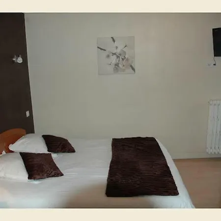 Logis - Et Restaurant Les Voyageurs 2* Tournon-d'Agenais