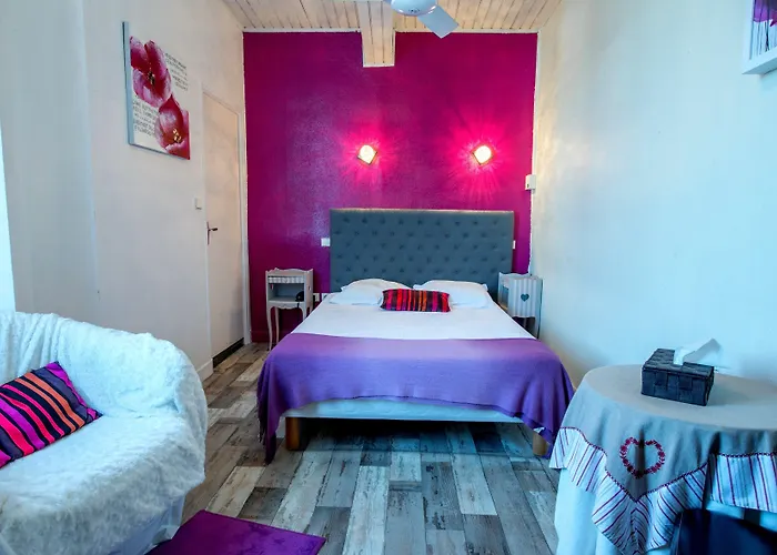 Logis - Et Restaurant Les Voyageurs 2* Tournon-dʼAgenais